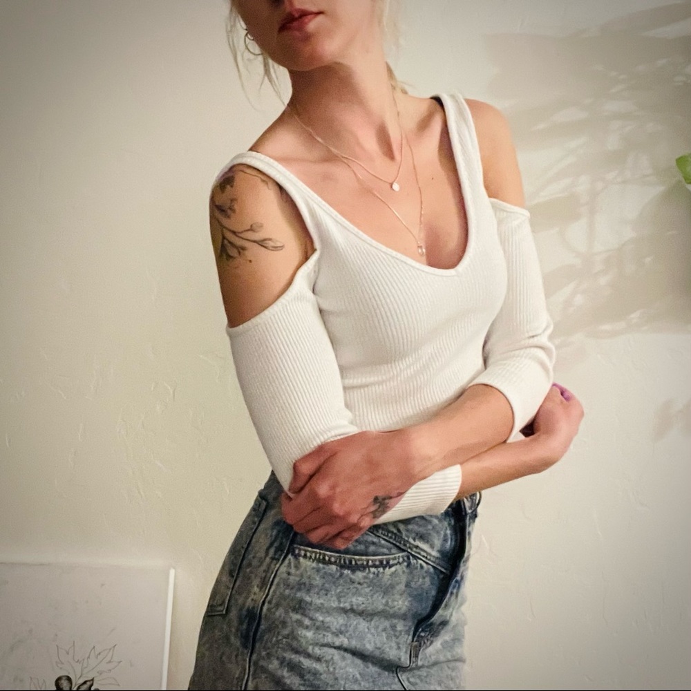 Open shoulder Zara top